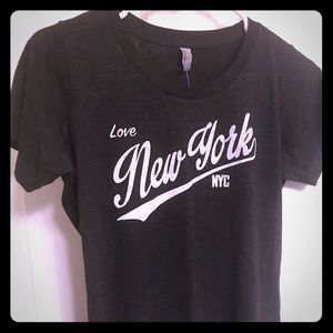 NWT! LOVE New York Graphic T-shirt